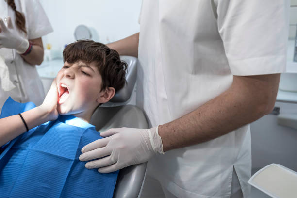 Best Chipped Tooth Repair Near Me  in Stuttgt, AR